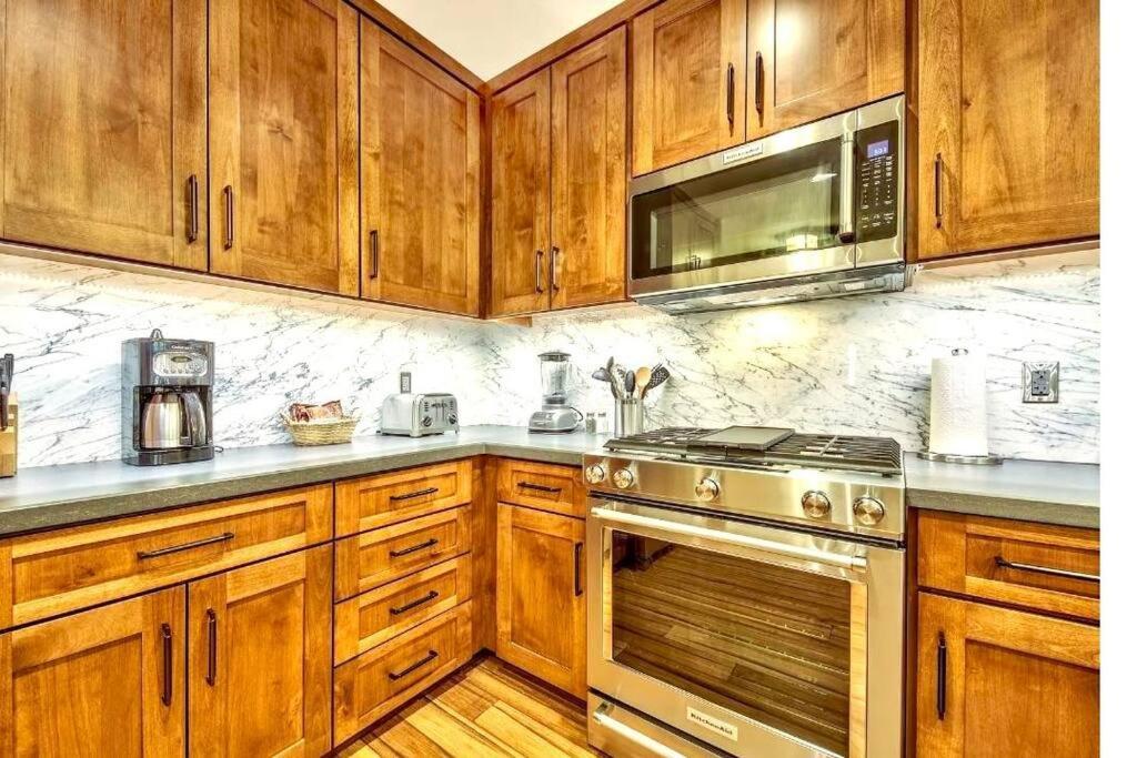 Ski In/Out - Zalanta - Great Location- 2 Hot Tubs - Heated Pool South Lake Tahoe Εξωτερικό φωτογραφία